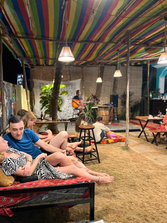 Spirithouse Hostel อารัมบล ภายนอก รูปภาพ